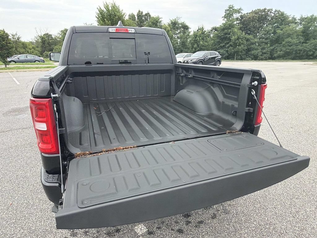 New 2026 RAM 1500 Laramie AWD/4WD image 28