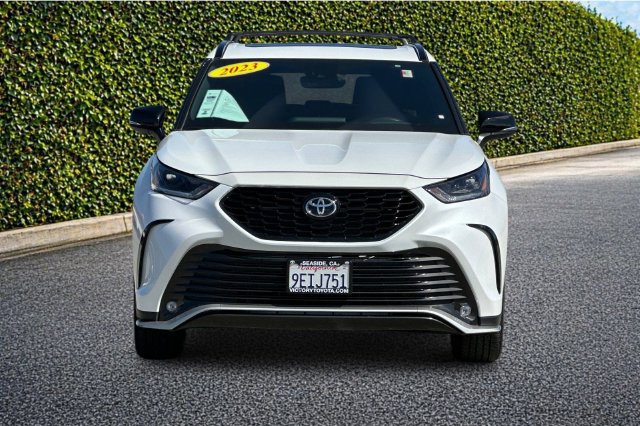 Used 2023 Toyota Highlander XSE AWD/4WD image 10