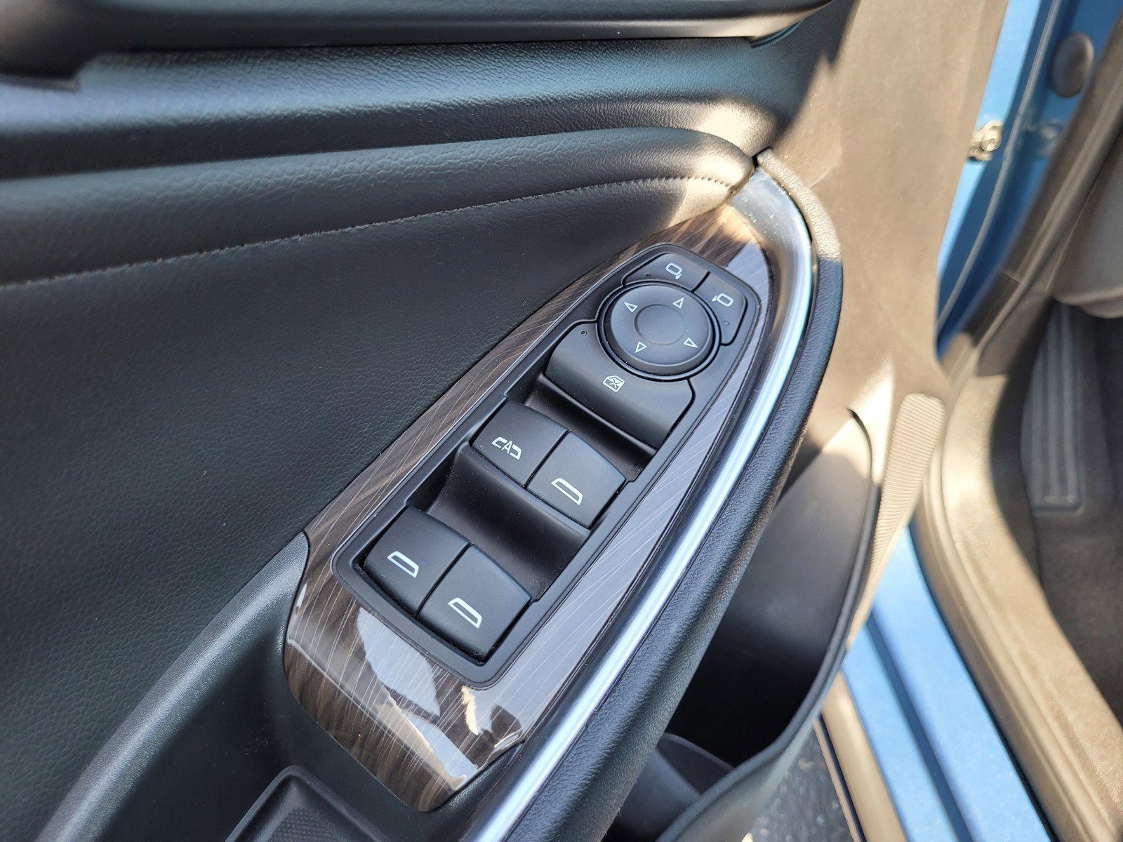 Used 2024 Chevrolet Malibu LT image 26