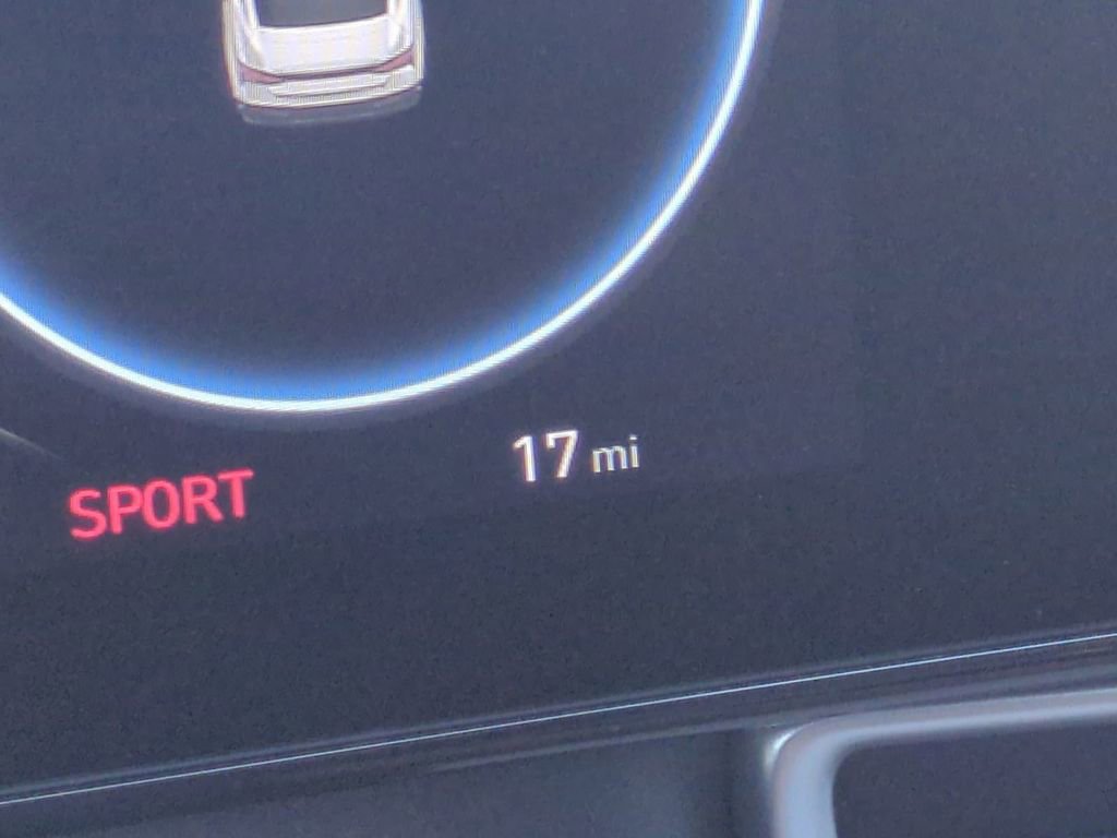 New 2026 Hyundai Elantra Limited image 35