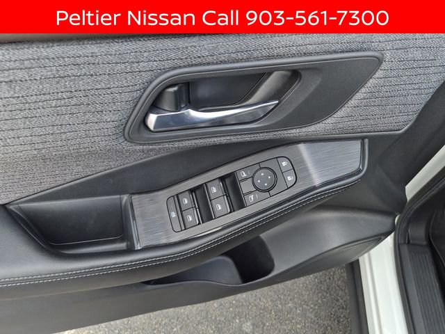 Certified 2023 Nissan Rogue SV image 21