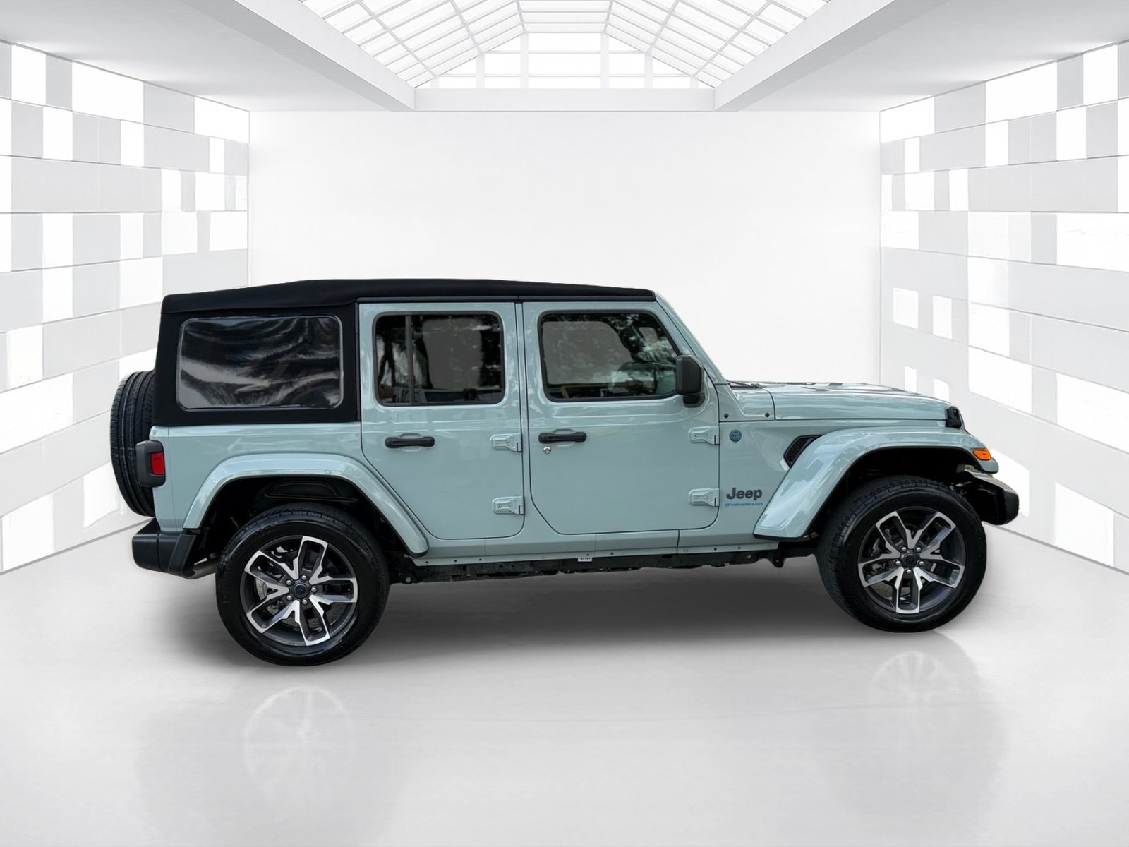 Used 2024 Jeep Wrangler Unlimited w/ Convenience Group AWD/4WD image 8