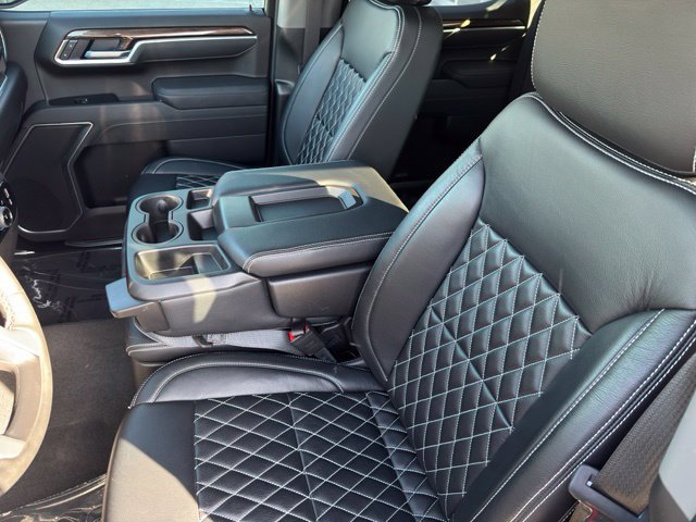 Used 2026 Chevrolet Silverado 1500 LT AWD/4WD image 6