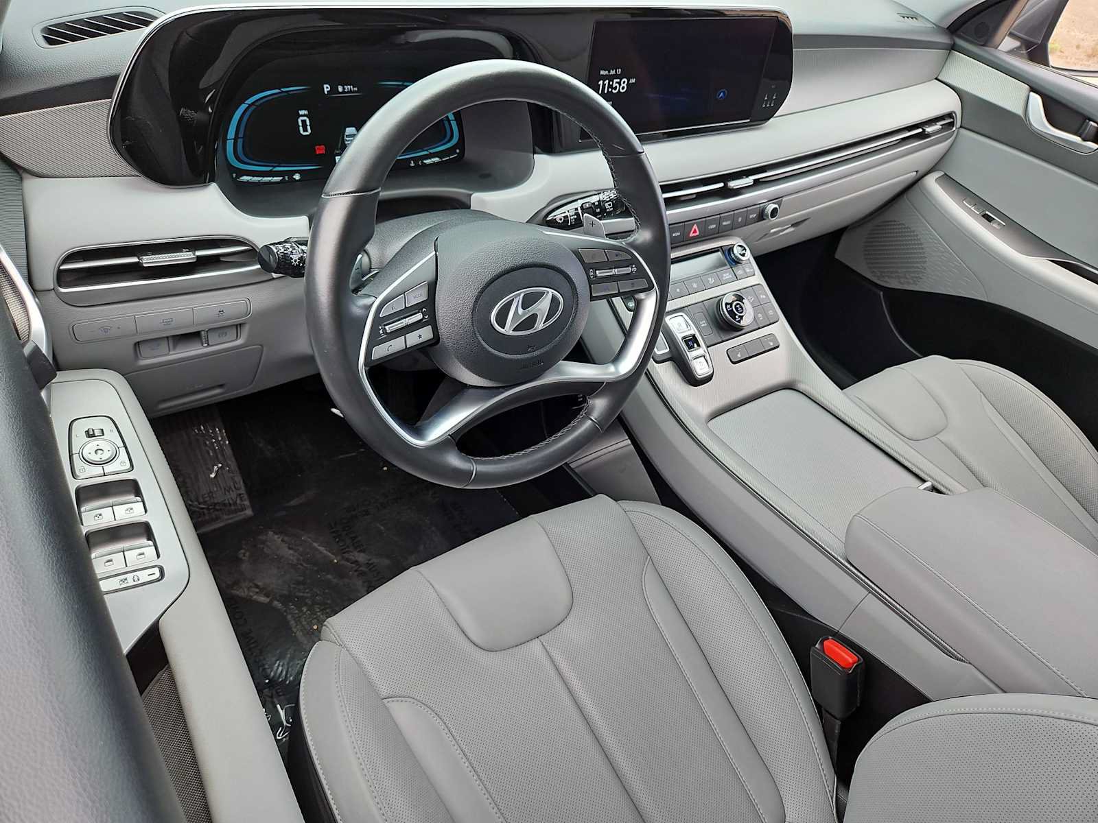Used 2025 Hyundai Palisade SEL AWD/4WD image 10