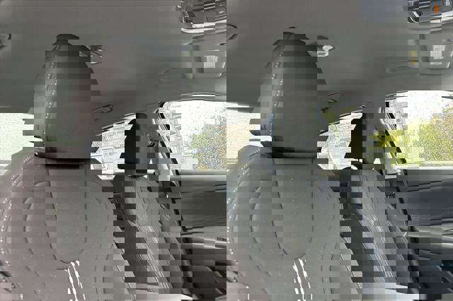 New 2026 Hyundai Elantra Blue image 13