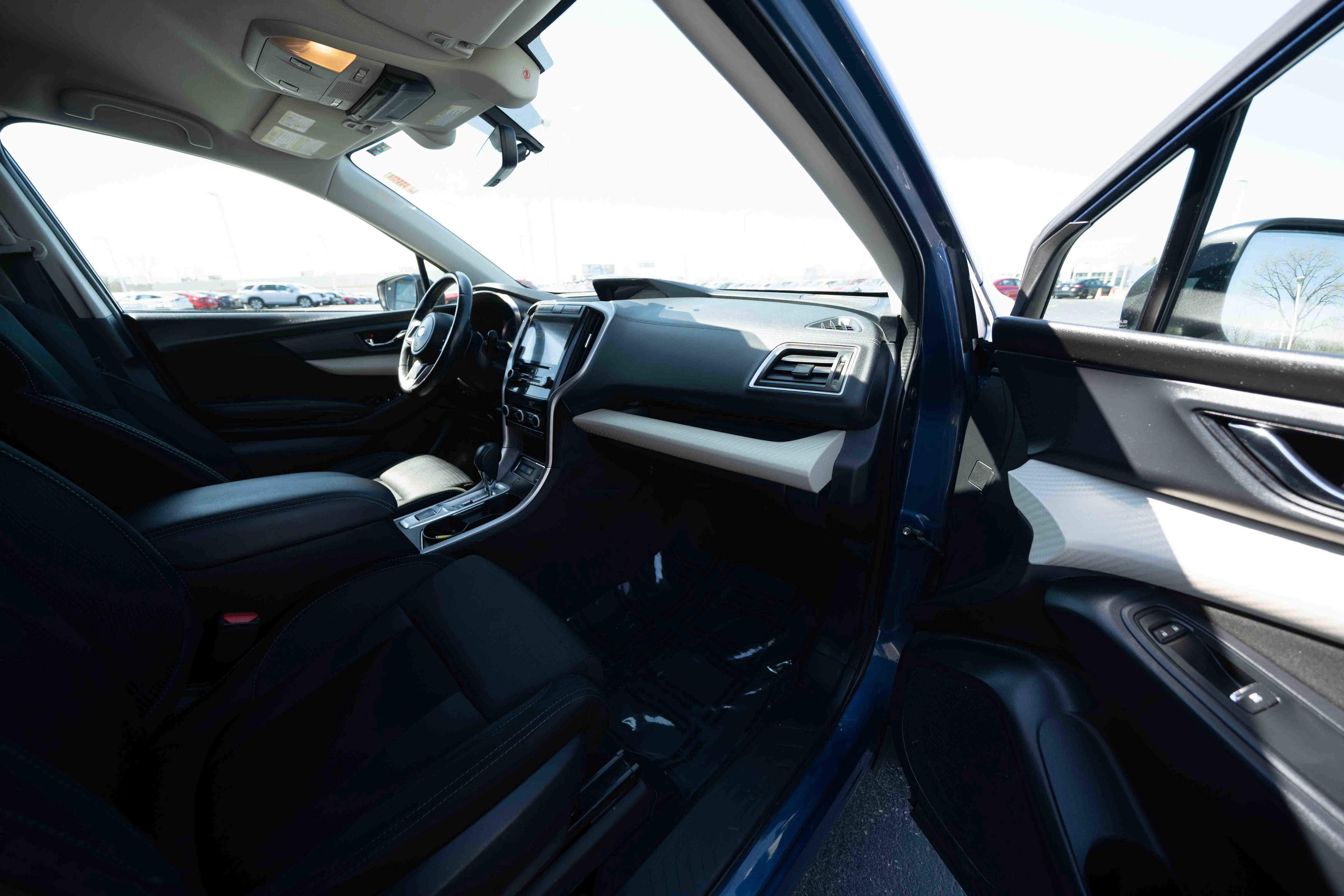 Used 2021 Subaru Ascent Premium w/ Convenience Package image 26