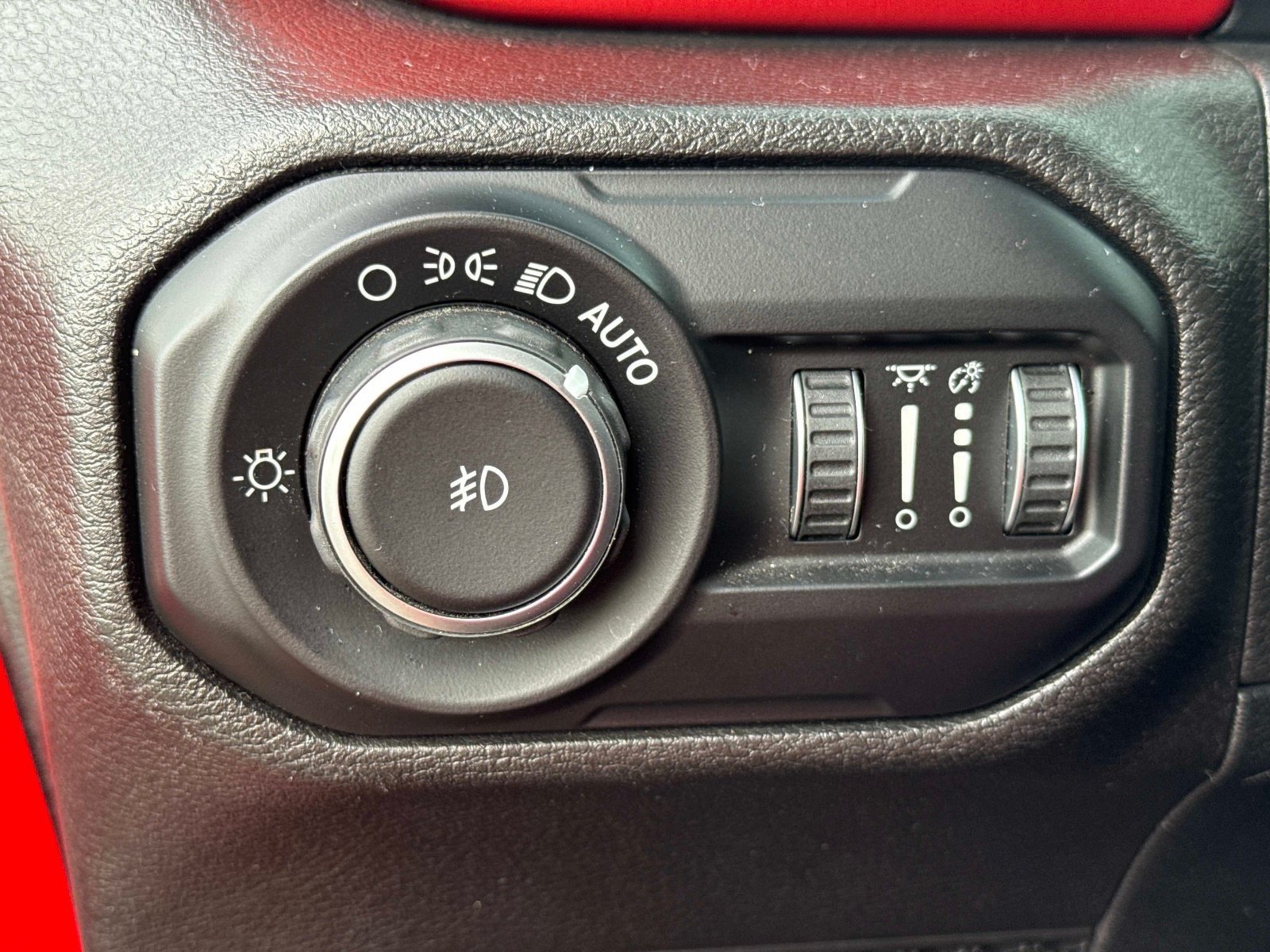 Used 2020 Jeep Wrangler Rubicon AWD/4WD image 25