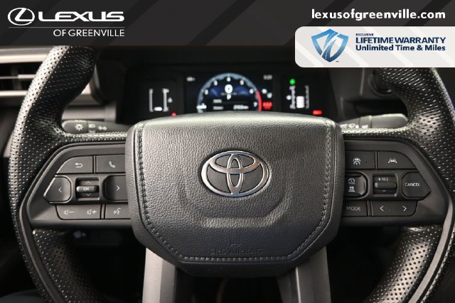 Used 2025 Toyota Tacoma SR AWD/4WD image 11