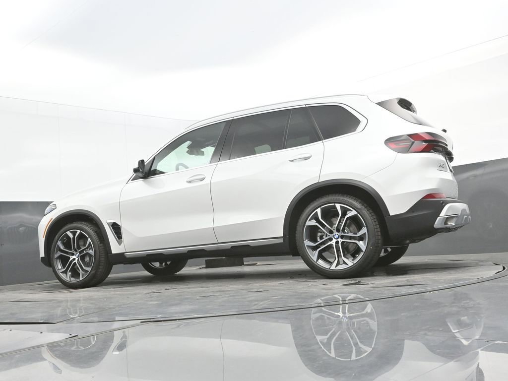 New 2026 BMW X5 xDrive40i AWD/4WD image 47