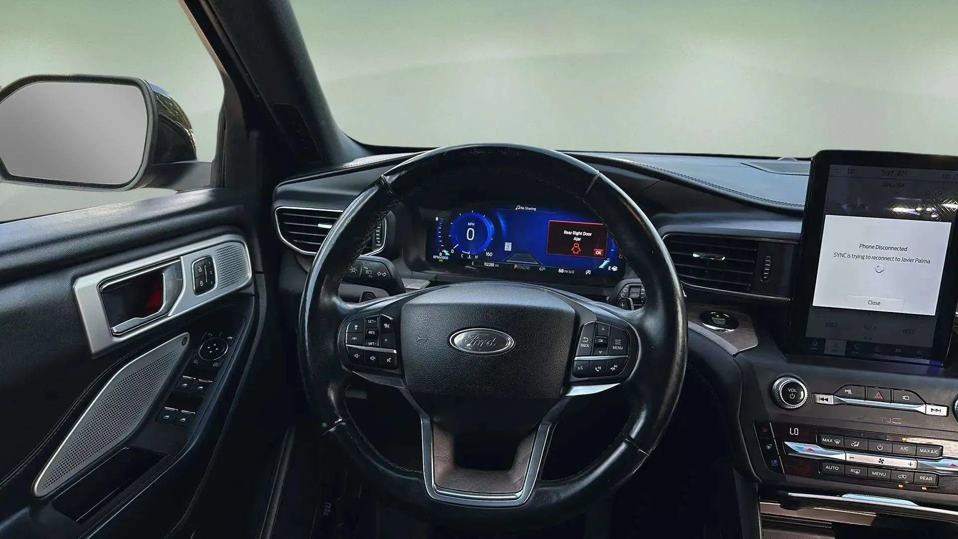 Used 2020 Ford Explorer Platinum w/ Premium Technology Package image 38