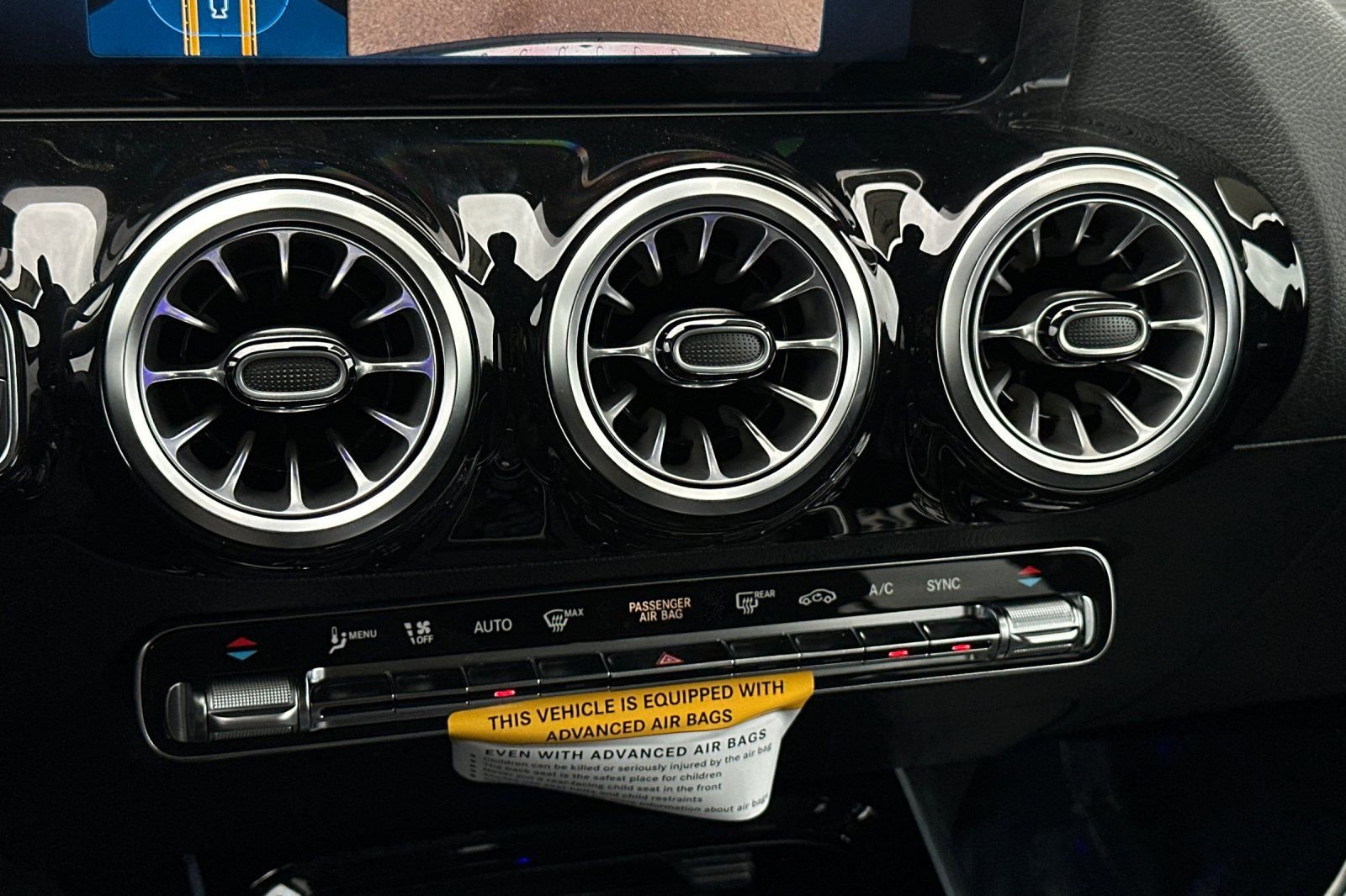 New 2026 Mercedes-Benz GLA 250 4MATIC image 16