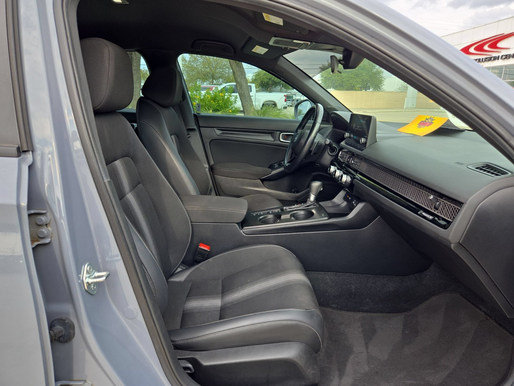 Used 2024 Honda Civic Sport image 25