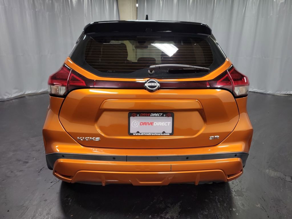 Used 2022 Nissan Kicks SR w/ Premium Package image 7