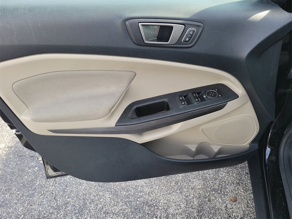Used 2020 Ford EcoSport SE w/ SE Convenience Package image 13