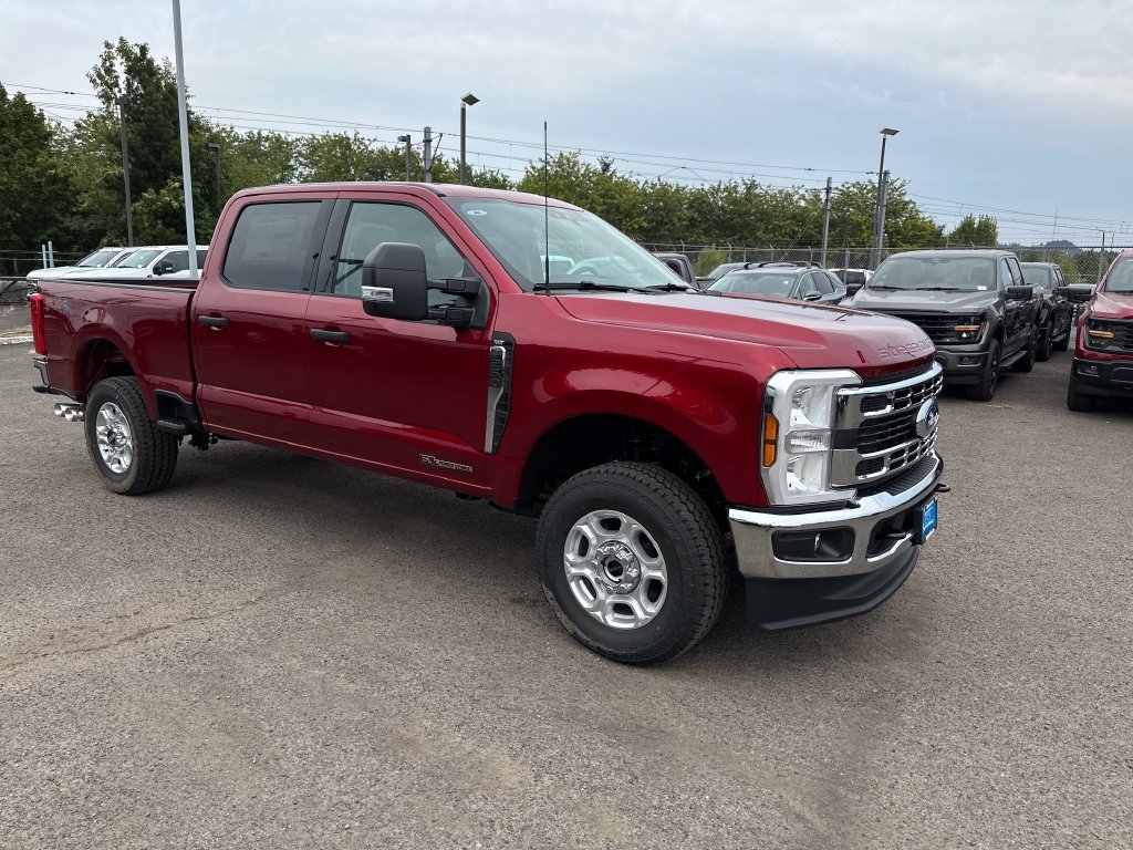 New 2026 Ford F250 4x4 Crew Cab Super Duty image 9