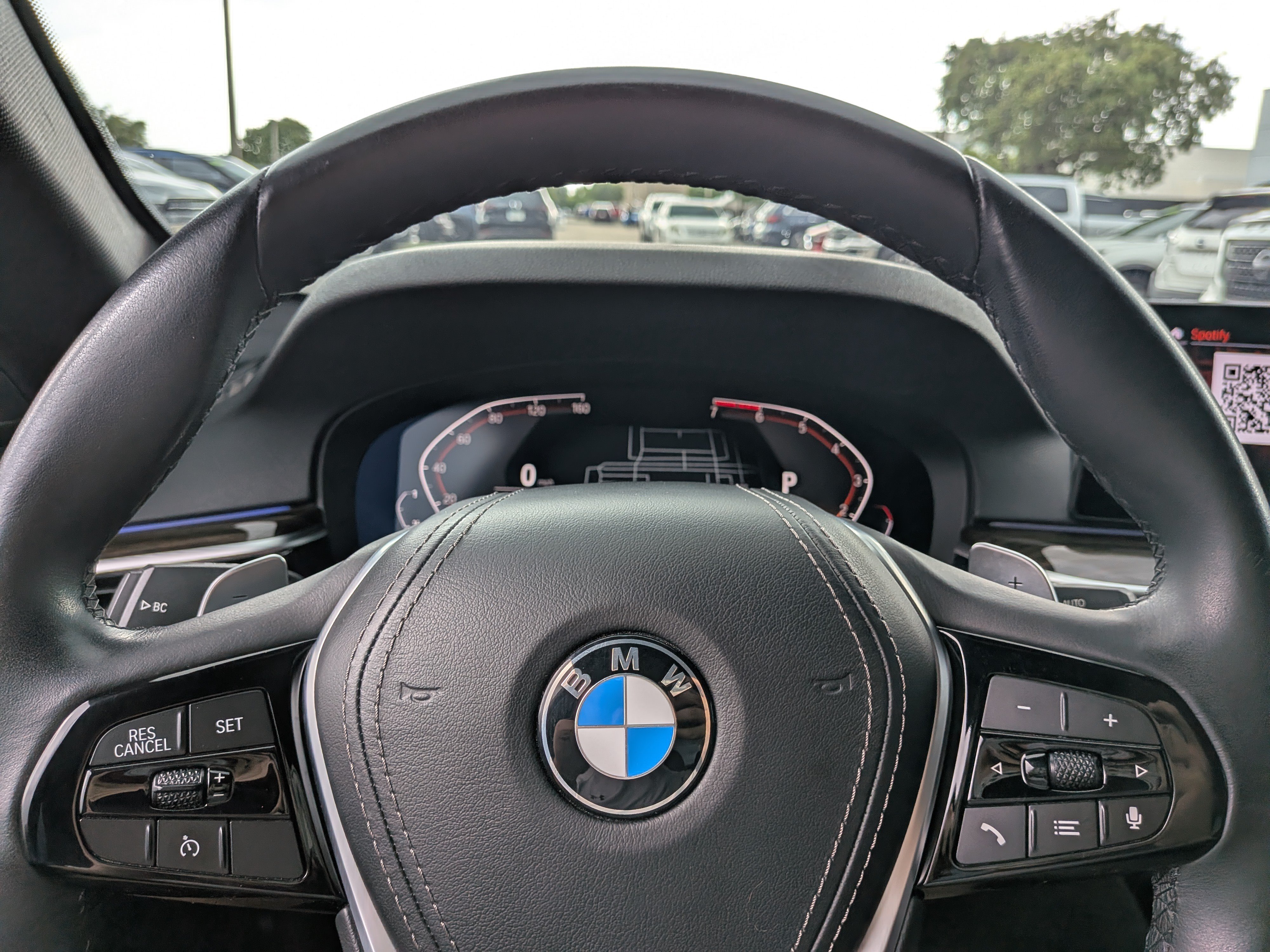 Used 2020 BMW 530i w/ Convenience Package RWD image 25