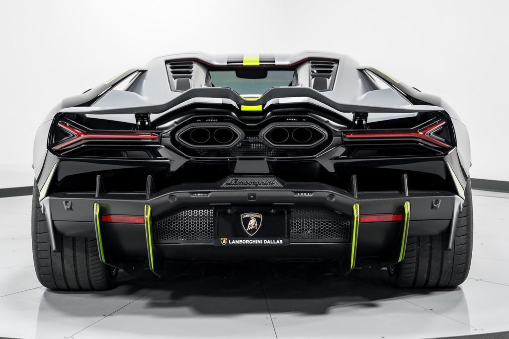 Used 2024 Lamborghini Revuelto AWD/4WD image 4