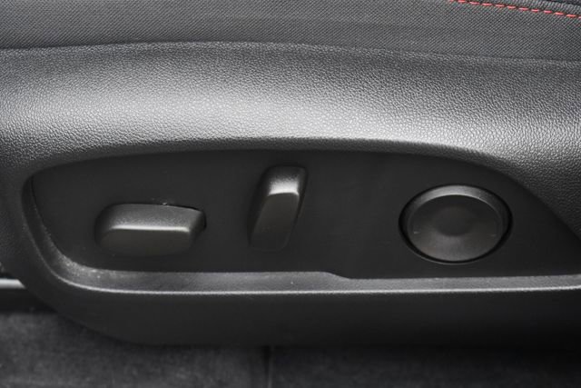 Certified 2025 Chevrolet Equinox RS w/ Safety and Technology Package FWD image 21
