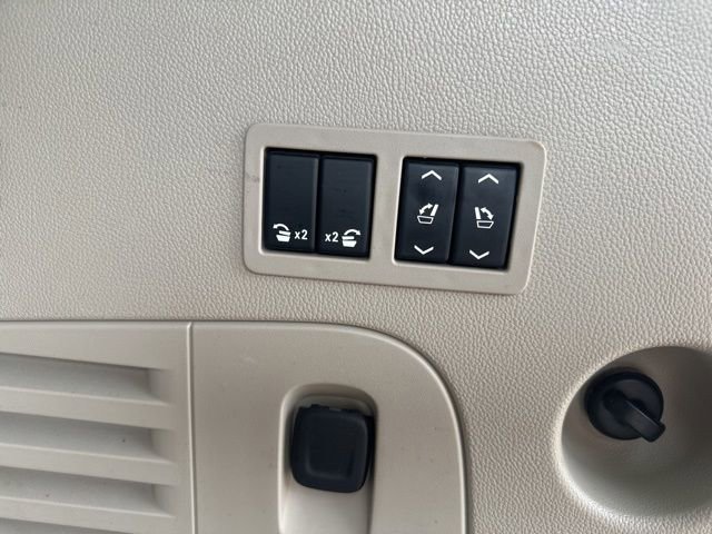 Used 2020 Cadillac Escalade Luxury image 31