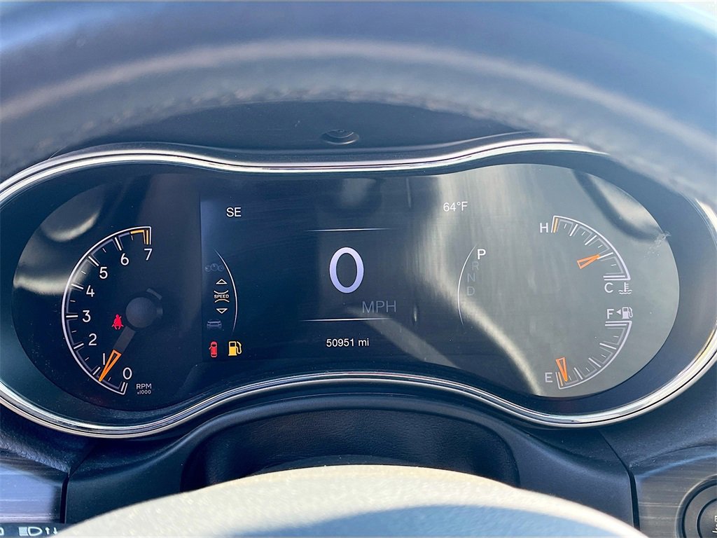 Used 2021 Jeep Grand Cherokee Limited image 12