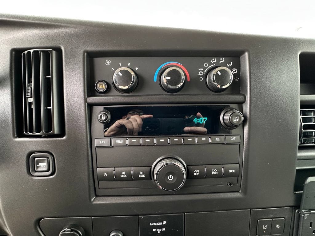 New 2026 GMC Savana 2500 Extended w/ Driver Convenience Package RWD image 17