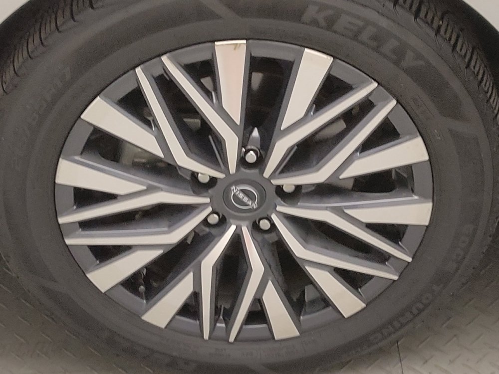 Used 2024 Nissan Altima 2.5 SV image 31