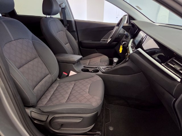 Used 2022 Kia Niro LX FWD image 18