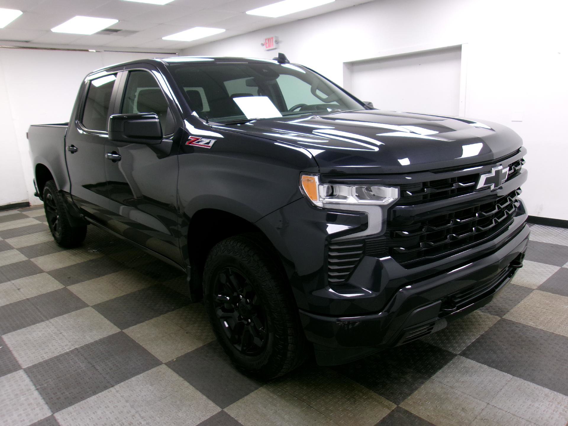 Certified 2024 Chevrolet Silverado 1500 RST w/ Z71 Off-Road Package AWD/4WD image 14