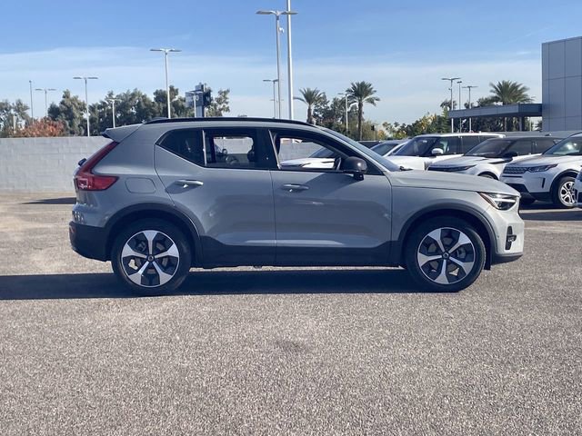 Certified 2025 Volvo XC40 B5 Plus w/ Protection Package Premier image 6