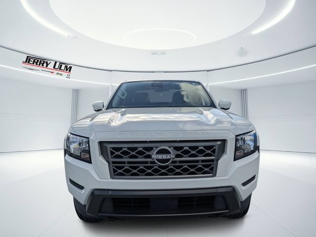 Used 2023 Nissan Frontier 4x4 Crew Cab image 8