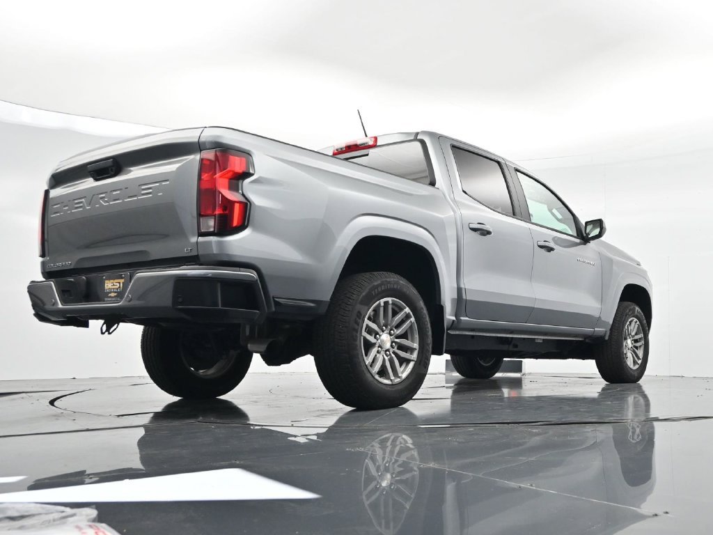 Used 2024 Chevrolet Colorado LT w/ LT Convenience Package RWD image 32
