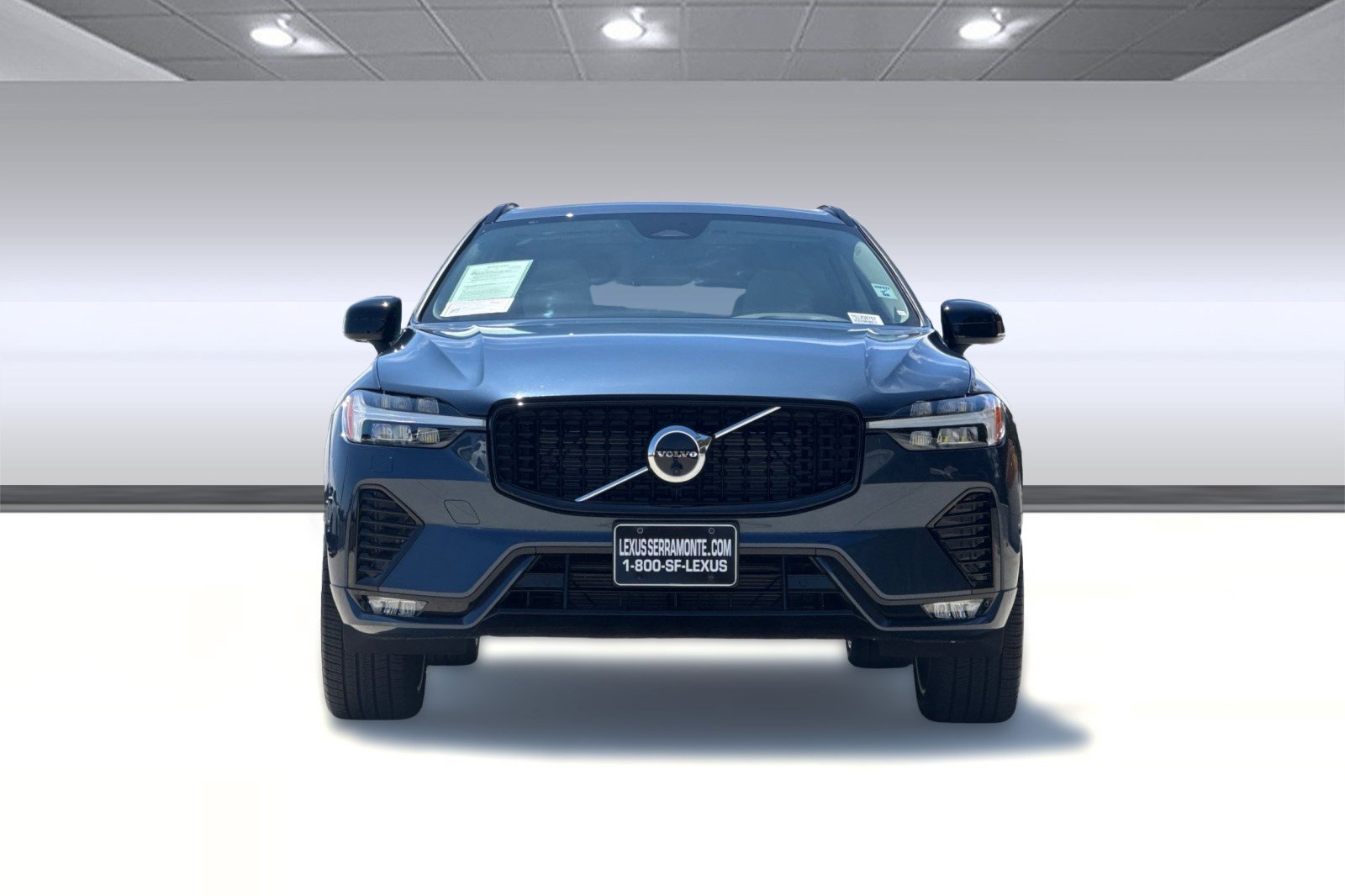 Used 2025 Volvo XC60 B5 Ultra w/ Protection Package Premier AWD/4WD image 5