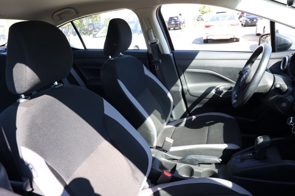 Used 2025 Nissan Versa S image 18