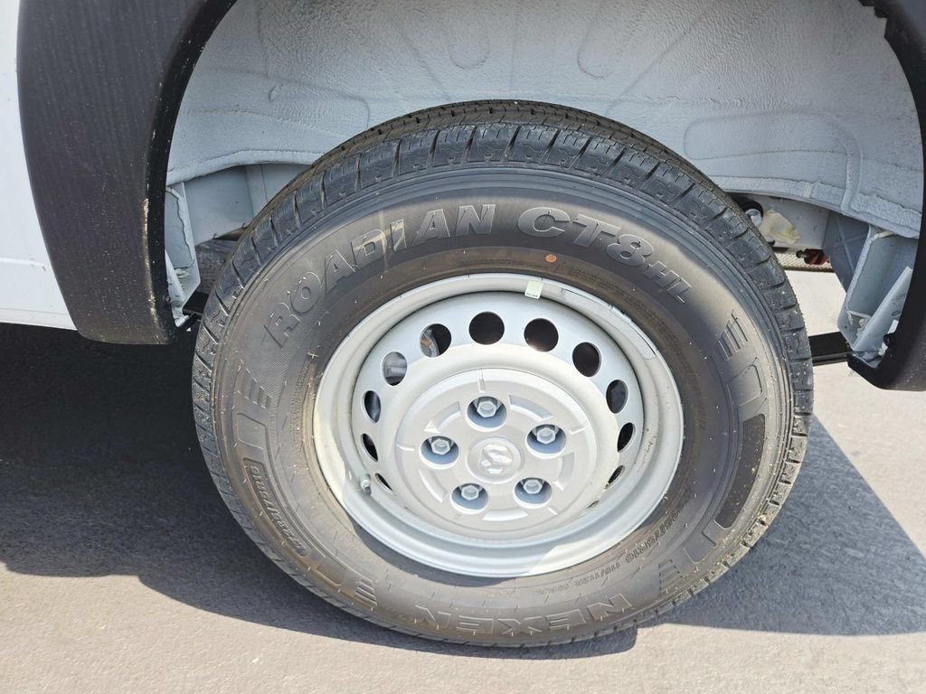 New 2026 RAM ProMaster 1500 w/ Safety Group FWD image 9