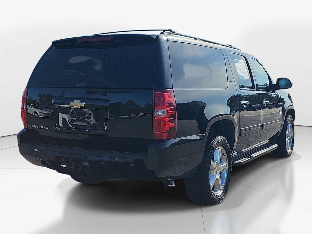 Used 2013 Chevrolet Suburban LT w/ Texas Edition RWD image 6