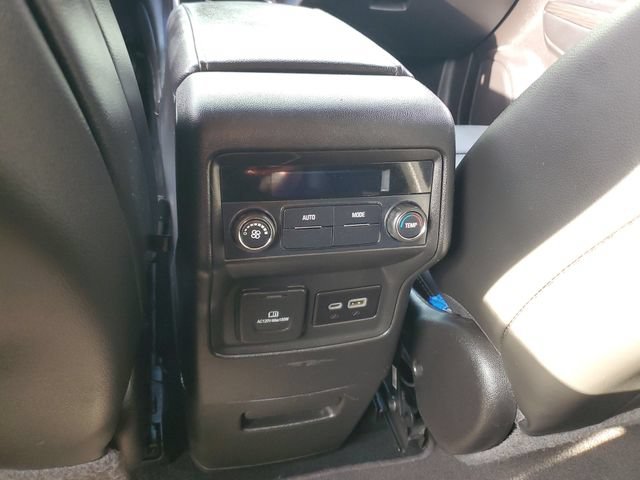 Used 2021 GMC Acadia SLT w/ Elevation Edition FWD image 15