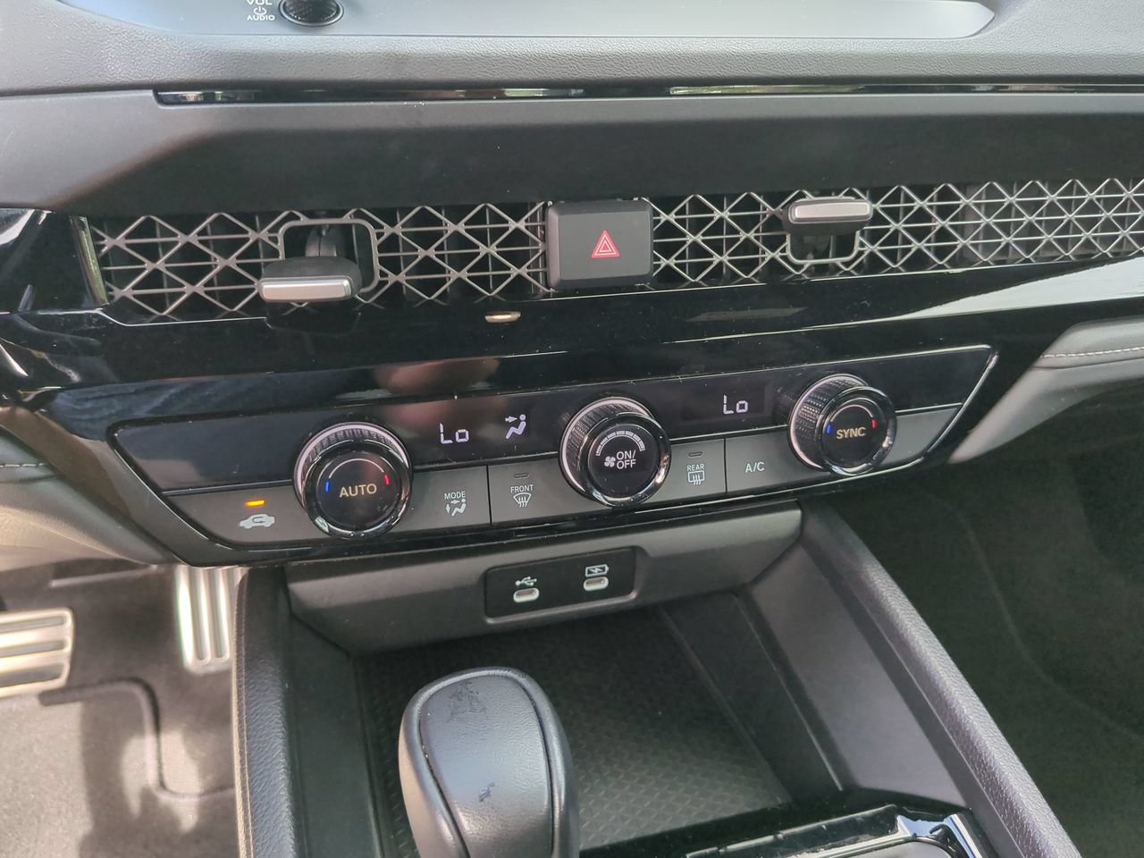 Certified 2024 Honda Accord Sport image 28