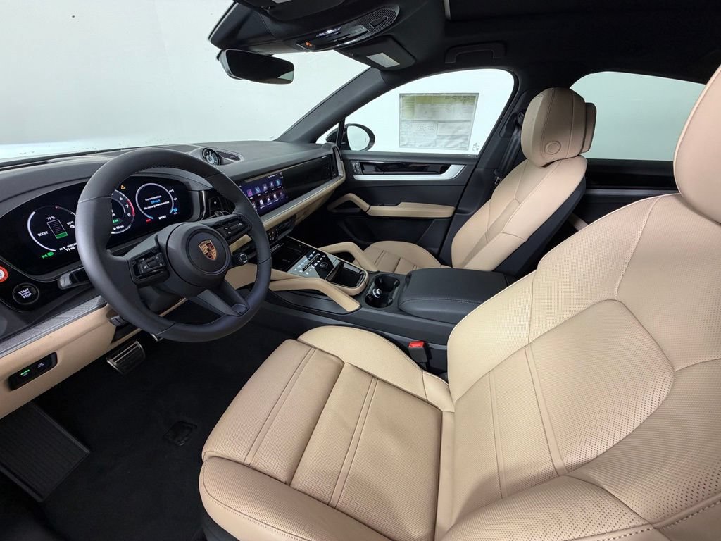 Used 2026 Porsche Cayenne S AWD/4WD image 4