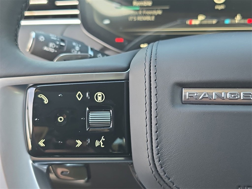 New 2026 Land Rover Range Rover Long Wheelbase SE image 19