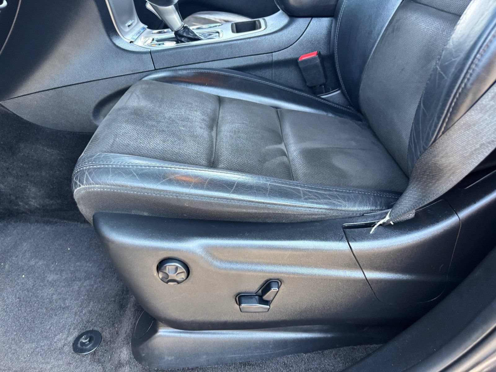 Used 2019 Jeep Grand Cherokee Altitude AWD/4WD image 21