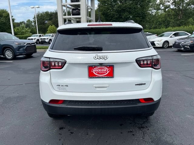 Used 2023 Jeep Compass Latitude AWD/4WD image 8