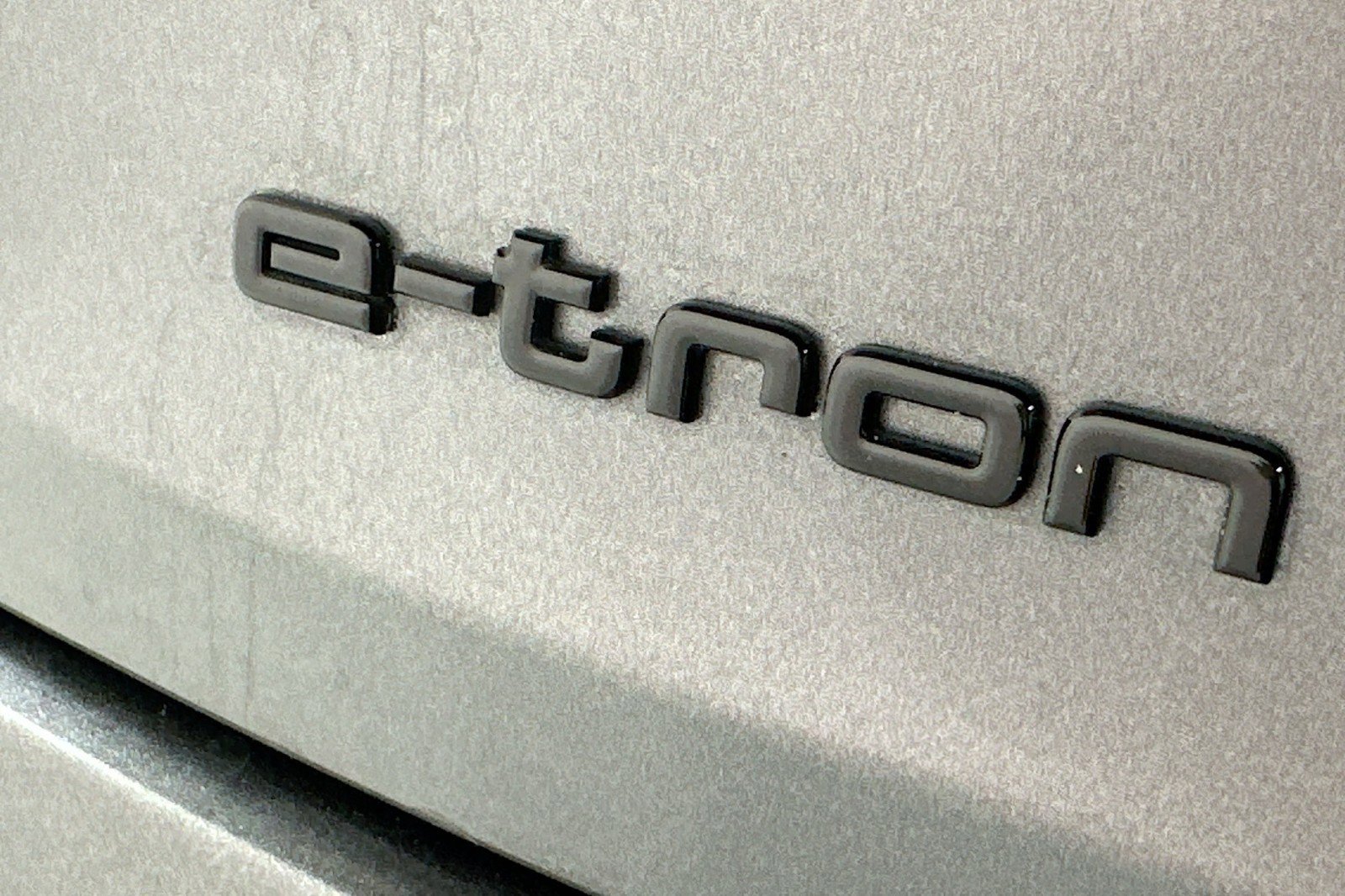 Used 2023 Audi e-tron Premium Plus w/ Premium Plus Package image 10