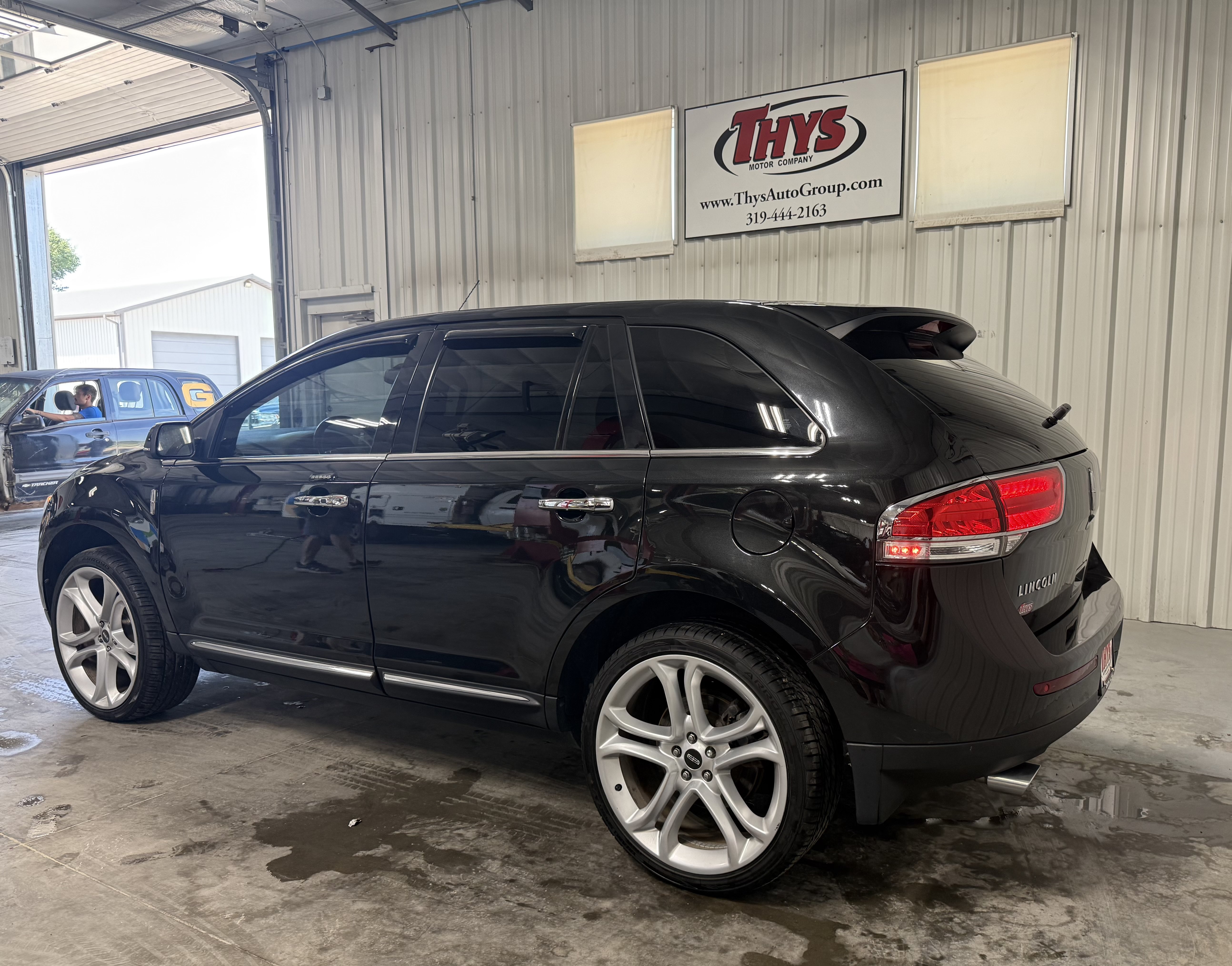 Used 2014 Lincoln MKX AWD w/ Equipment Group 102A image 13