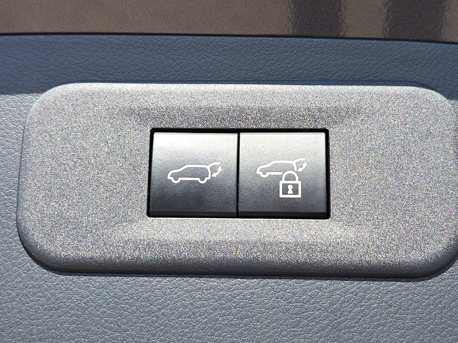 Used 2026 Lexus NX 350h AWD w/ Premium Package image 15
