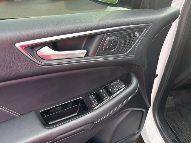 Used 2019 Ford Edge ST w/ Equipment Group 401A image 21
