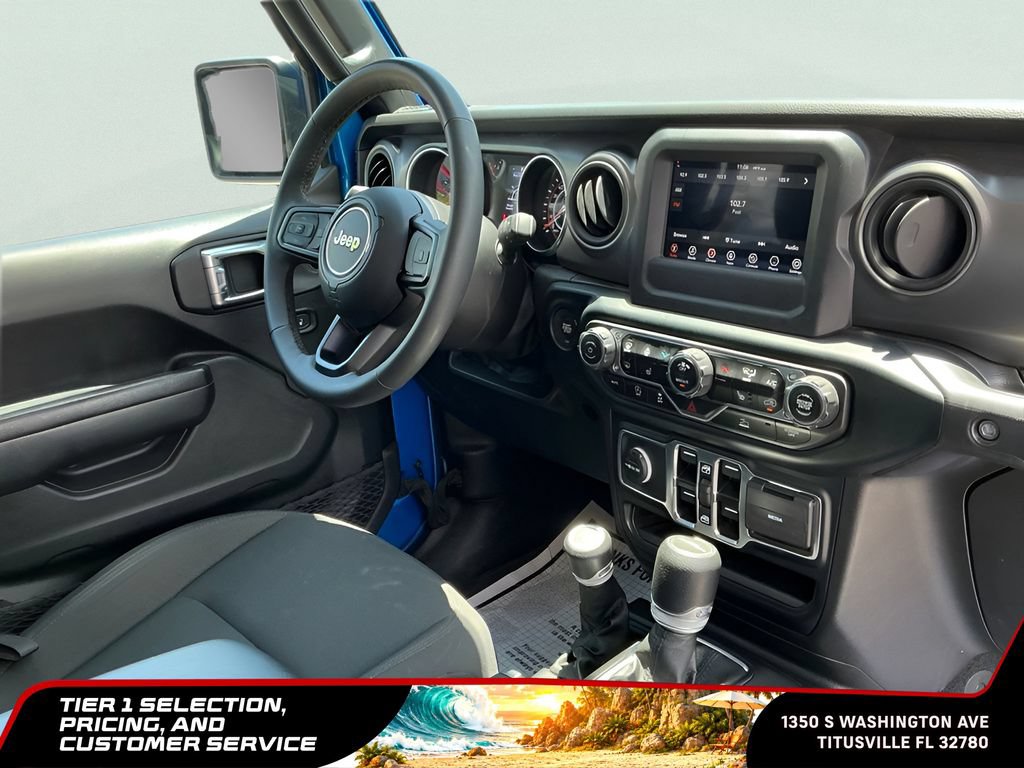Used 2023 Jeep Gladiator Sport AWD/4WD image 17