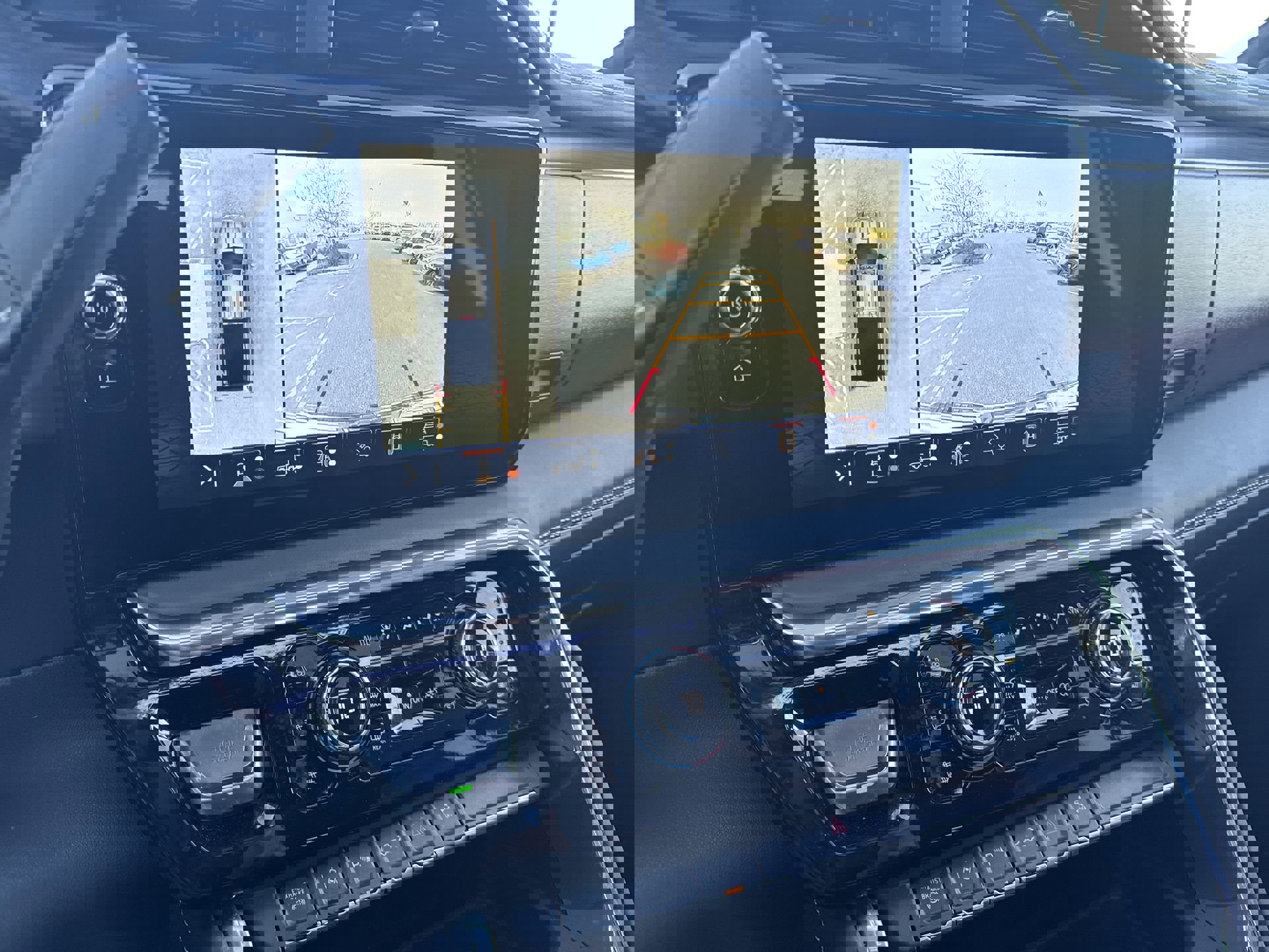 Certified 2024 GMC Sierra 3500 Denali Ultimate image 15