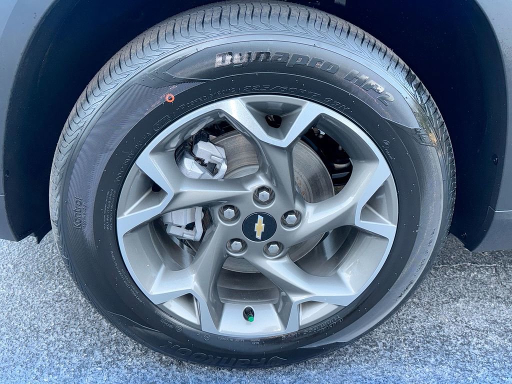 New 2026 Chevrolet Trax LT w/ LT Convenience Package FWD image 12