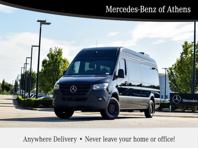 Used 2020 Mercedes-Benz Sprinter 2500 image 1