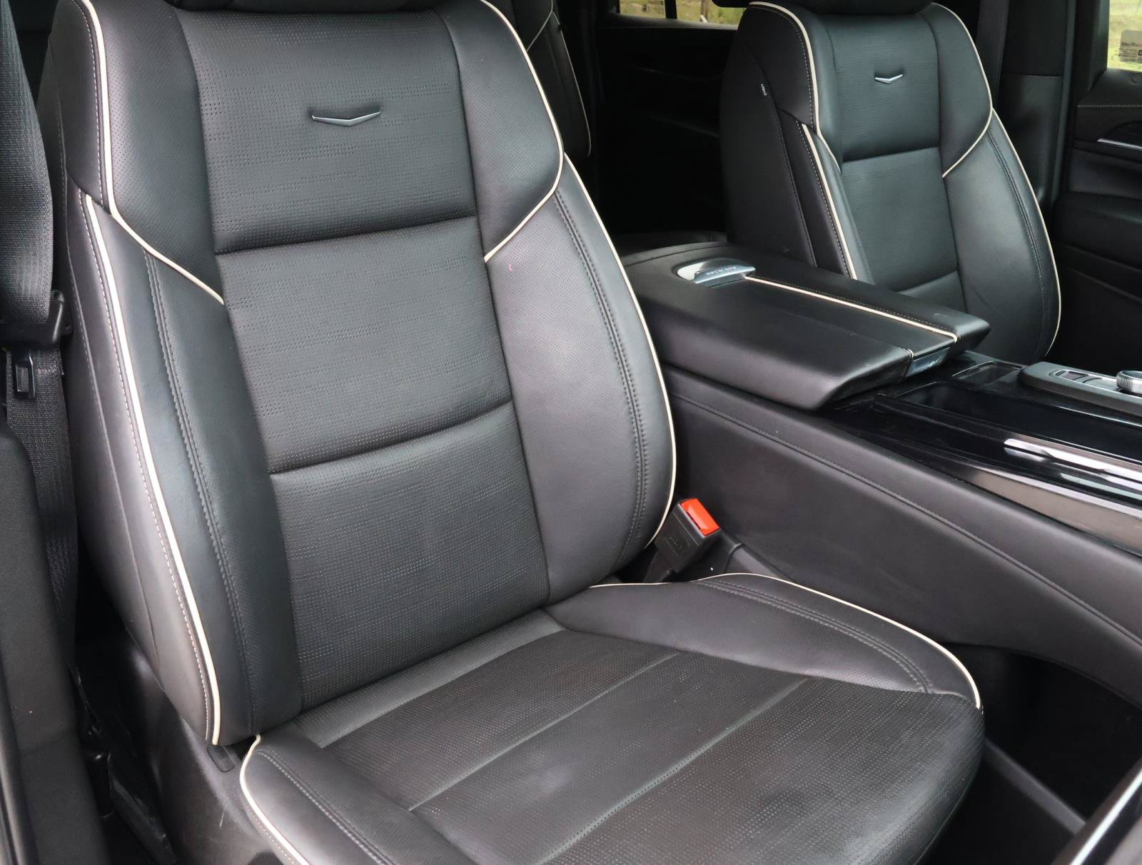 Used 2024 Cadillac Escalade ESV Sport w/ Touring Package AWD/4WD image 24